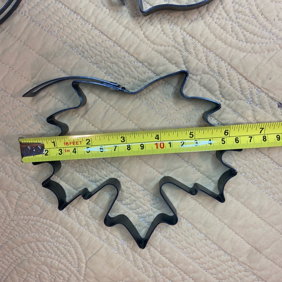 Williams Sonoma Pancake Molds AUTUMN Maple Leaf Acorn Oak Leaf Metal - Picture 5 of 6